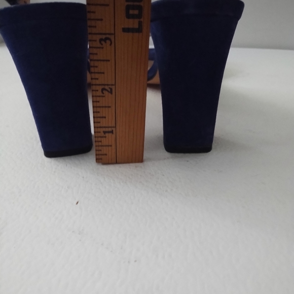 SALVATORE FERRAGAMO SANDAL - Picture 8 of 15